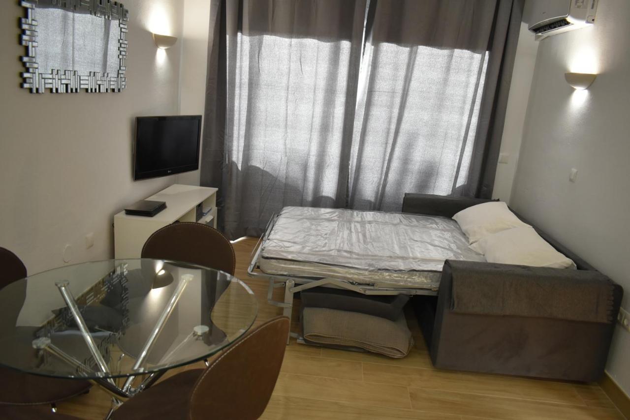 Benal Beach, Luxury Sea & Mountain View Beachside 1 Bedroom Apartment Benalmadena Exterior photo